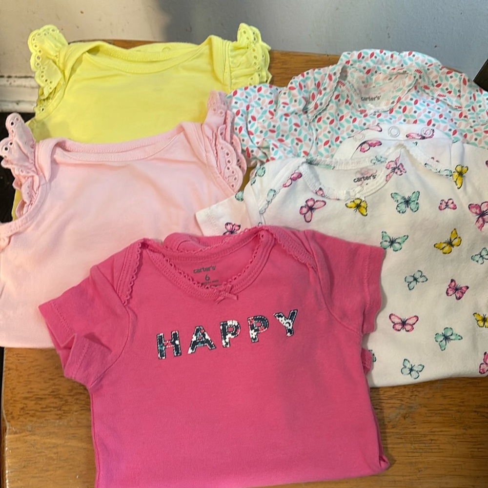 Bundle of GAP and Carter’s onesies. O-3 and 6 month